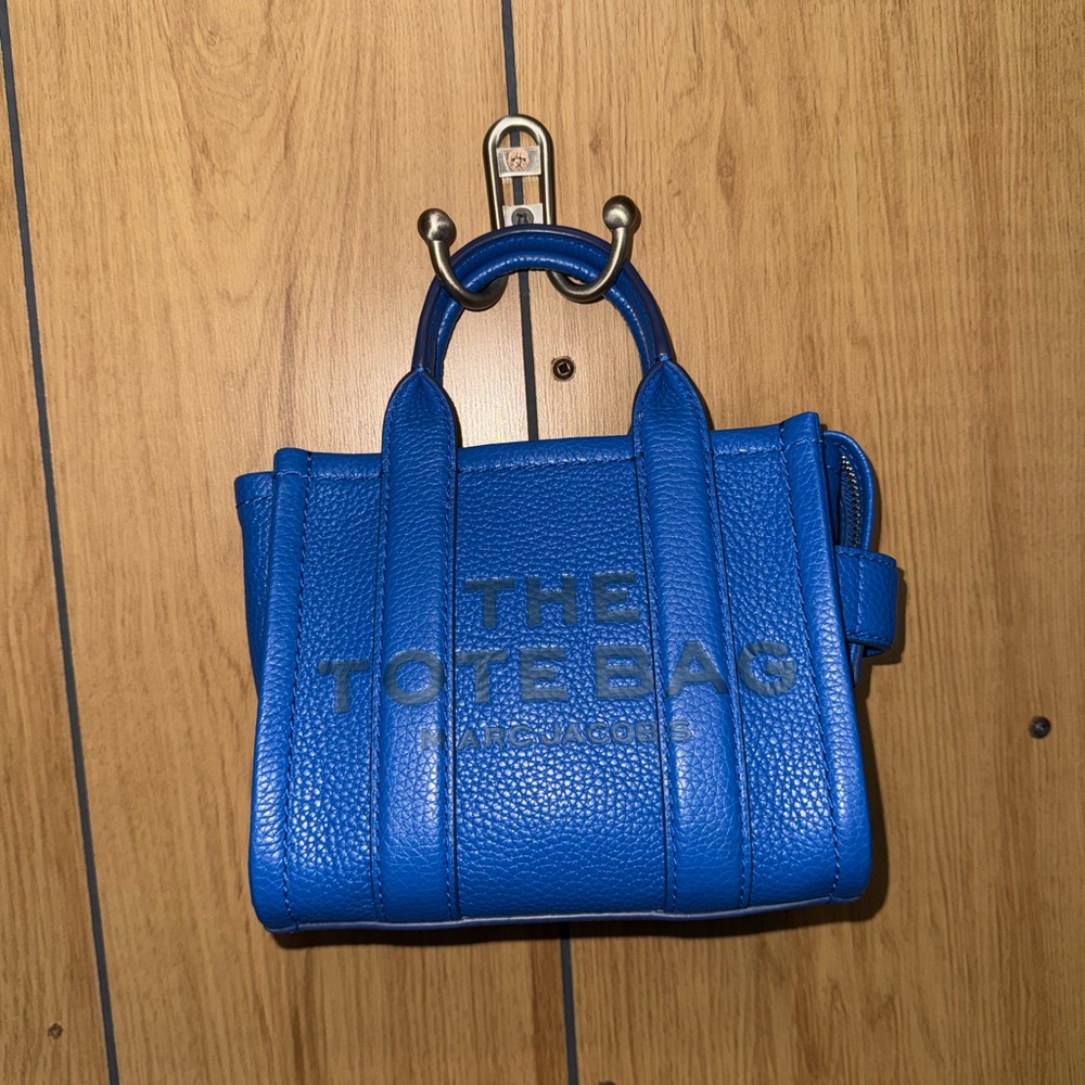 [SOLD] Marc Jacobs Blue Leather mini crossbody tote Bag